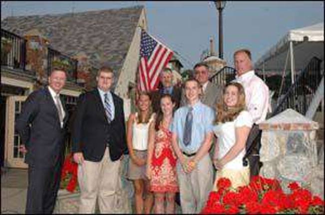 Sussex County 200 Club awards scholarships