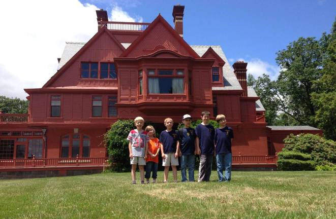 Timothy Butcher, Michael Brigante, Lilly Rodek, Zachary Rodek, Matthew Sprung, and Ryan Sprung take the official Junior Ranger pledge to earn their Junior Ranger badges at Thomas Edison National Historical Park.