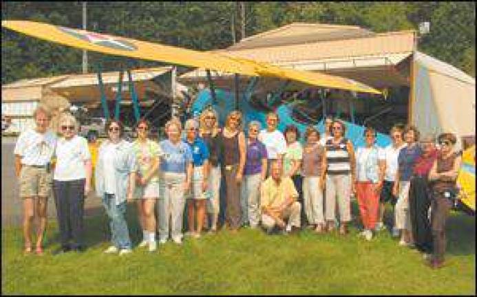 Ninety Nines visit Warwick Municipal Airport