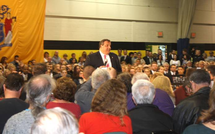 Governor packs the house