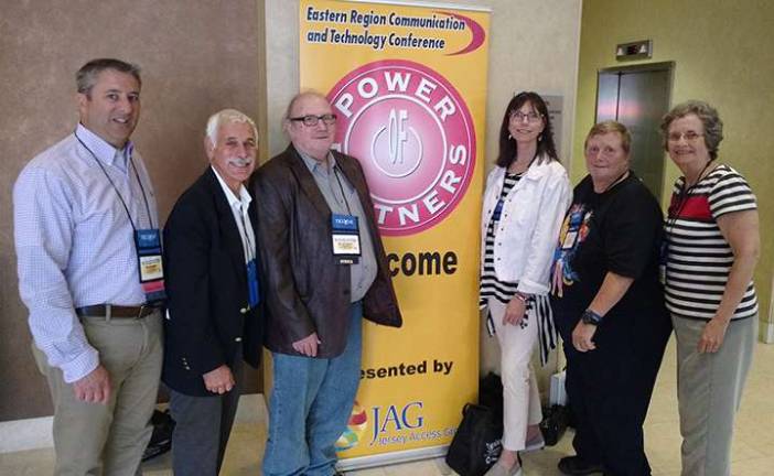 L to R: Bob Duthaler, Geoff Belinfante, Robert Nicholson, Ruthann Mekita, Ada Erik and Marilyn Lichtenberg.