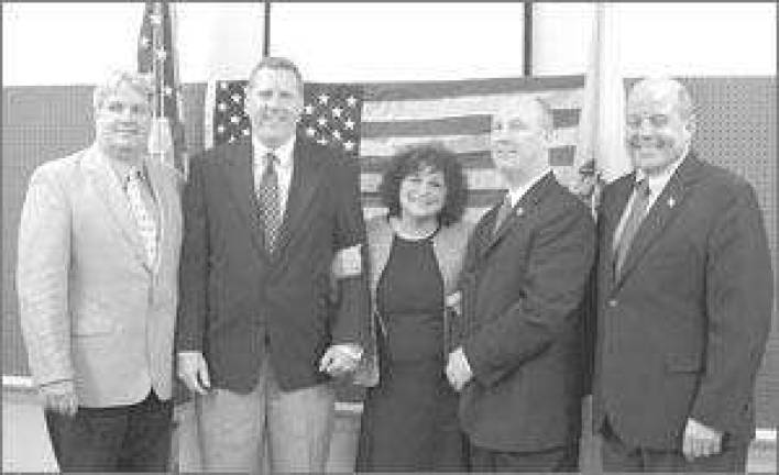 Dems introduce candidates