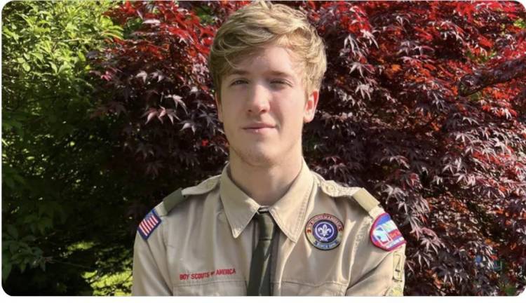 Eagle Scout adds benches at Nosenzo Park