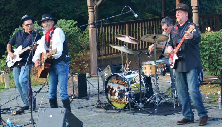 Orville Davis and the Wild Bunch get fans up and dancing
