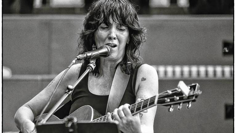 Erika Sherger performs Thursday, July 31 at the Vreeland Store. (Photo by Doug Dresher)