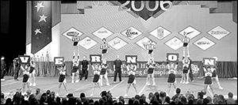 Vernon varsity cheerleaders reach finals in Orlando