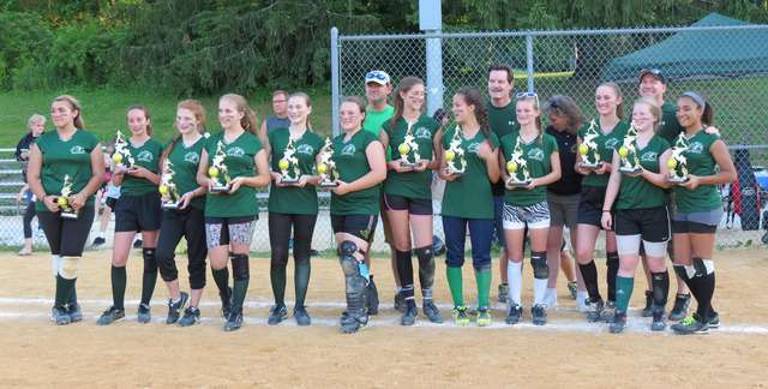 Majors First Place - Fitzula’s Gift Shop: Manager - Keith VanNortwick, Coaches - Tom Livigne, Bruce Lockwood Players - Hannah Beekman, Alex Egan, Krystal Estremera, Meghan Kirwan, Georgi Lane, Victoria Lindstrom, Emma Livigne, Lauren Livigne, Kailee Lockwood, Gianna Miraglia, Lindsey Van Nortwick, Jessica Vizzi.
