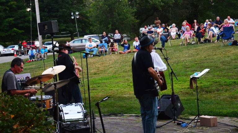 Orville Davis and the Wild Bunch get fans up and dancing