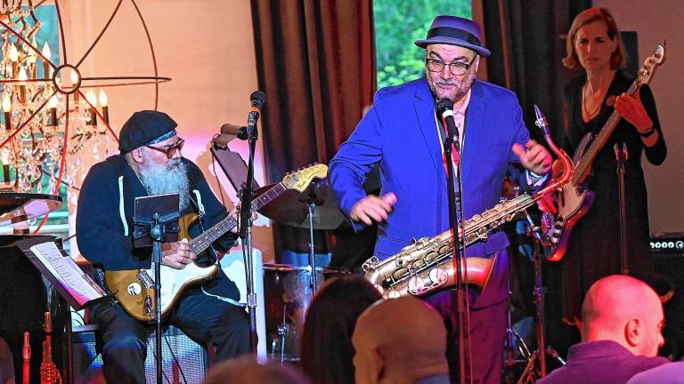 Jerry Vivino performs in ‘The Vivino Family Revue’ in 2023 at Cove Castle Restaurant in Greenwood Lake, N.Y. (Photo by Martin Brooks)