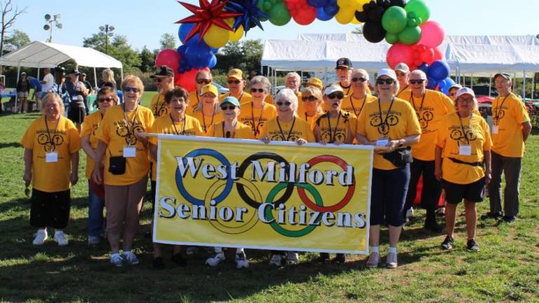 West Milford seniors tie for first